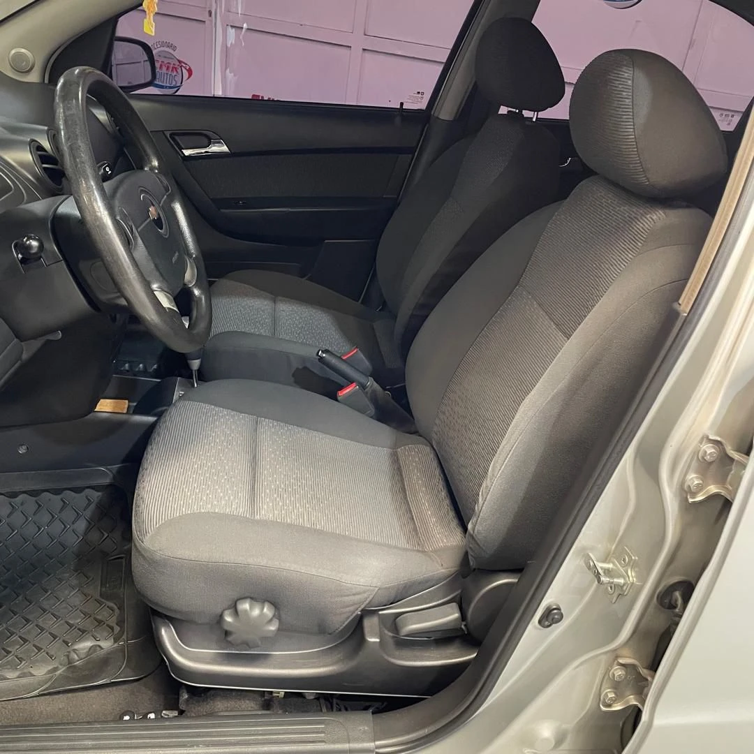 2013 Chevrolet Aveo LT — foto 7