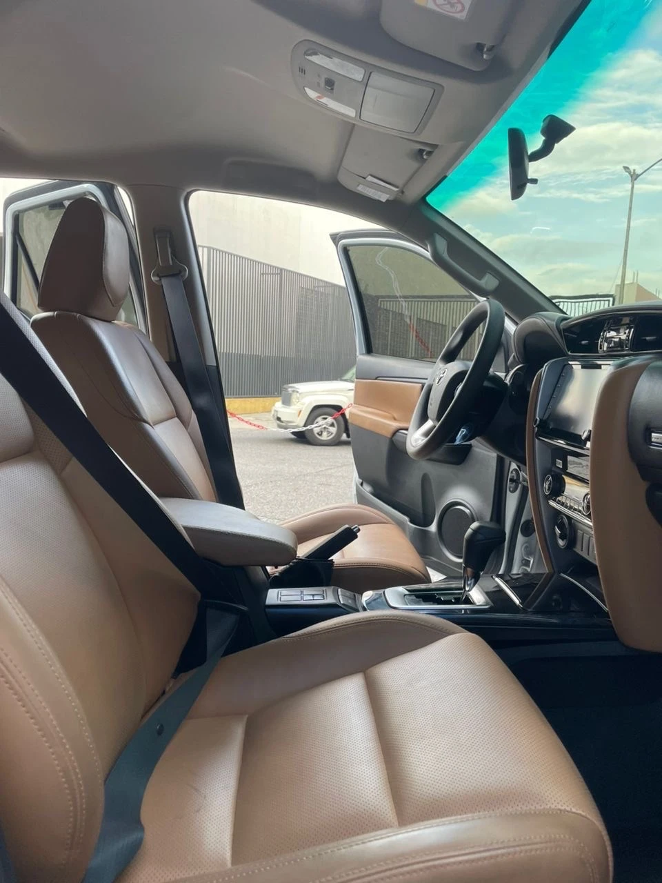 2025 Toyota Fortuner Gxr plus — foto 8