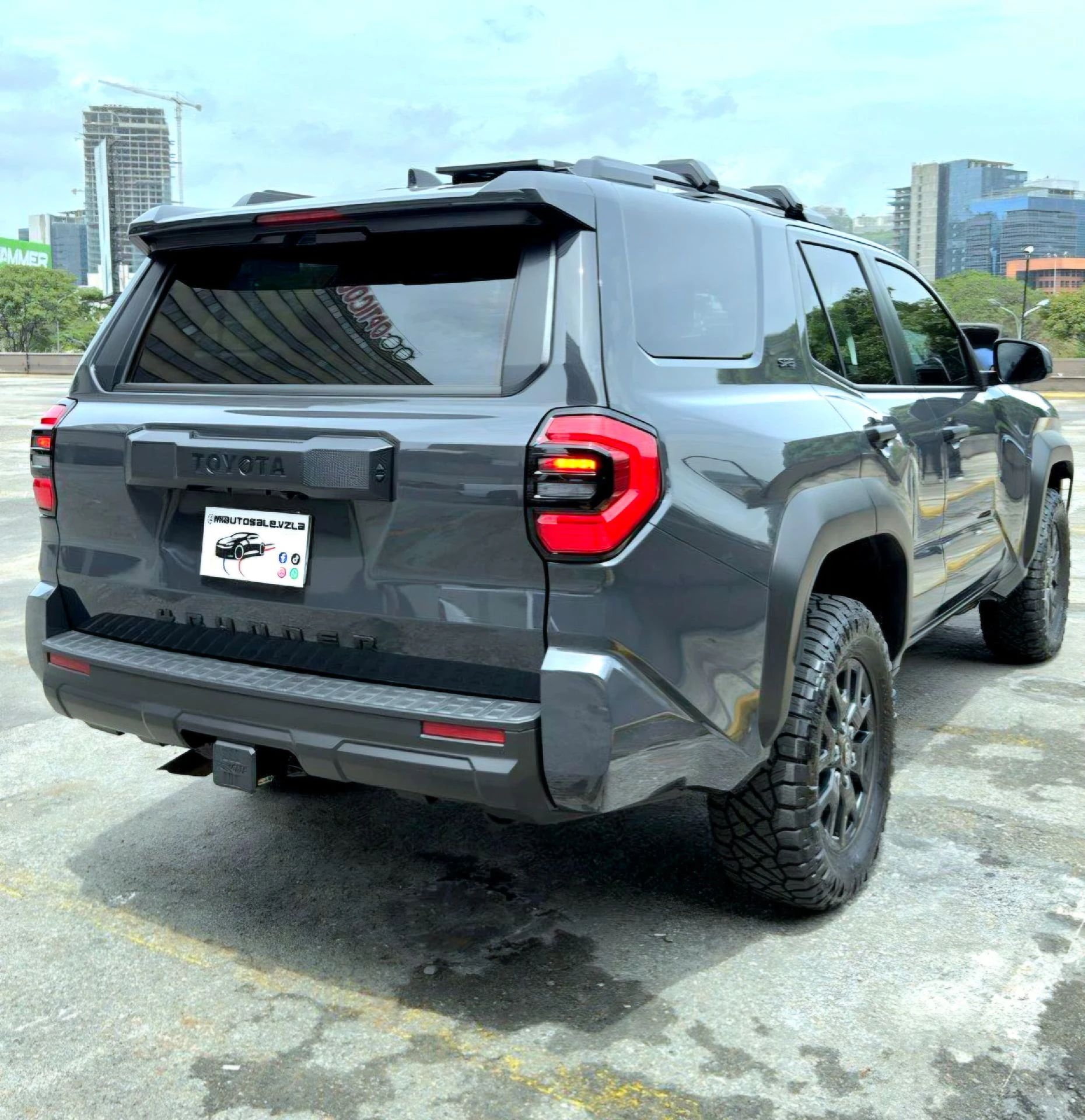 2025 Toyota 4Runner SR5 — foto 5