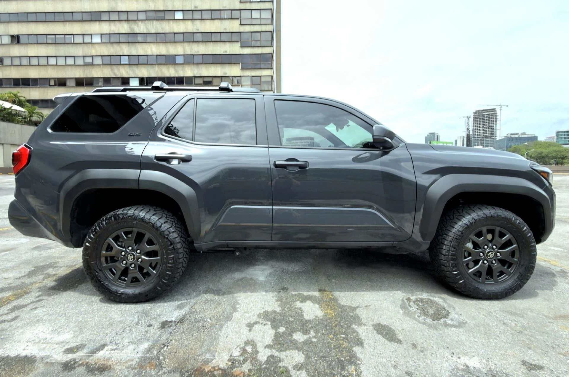2025 Toyota 4Runner SR5 — foto 7