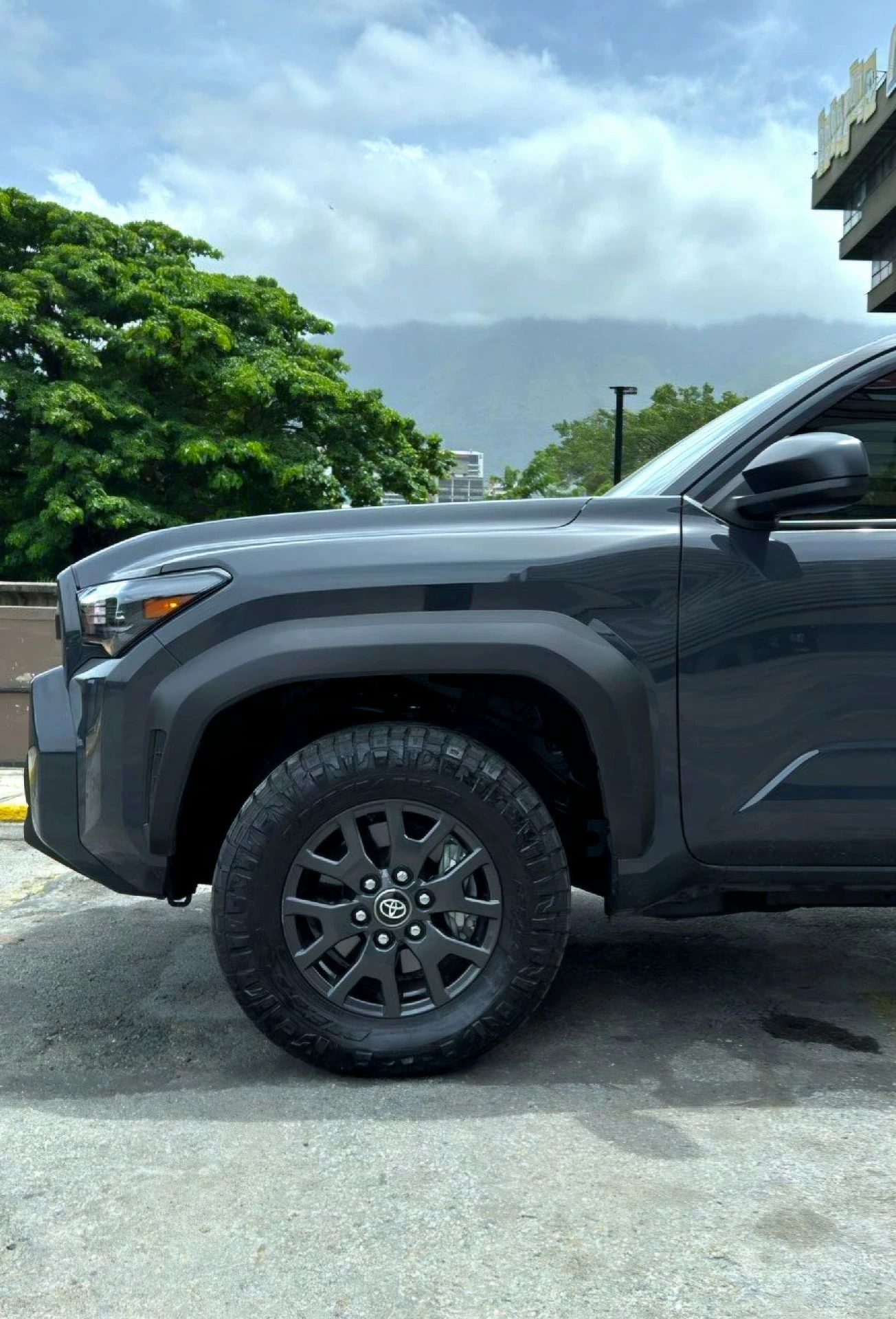 2025 Toyota 4Runner SR5 — foto 9