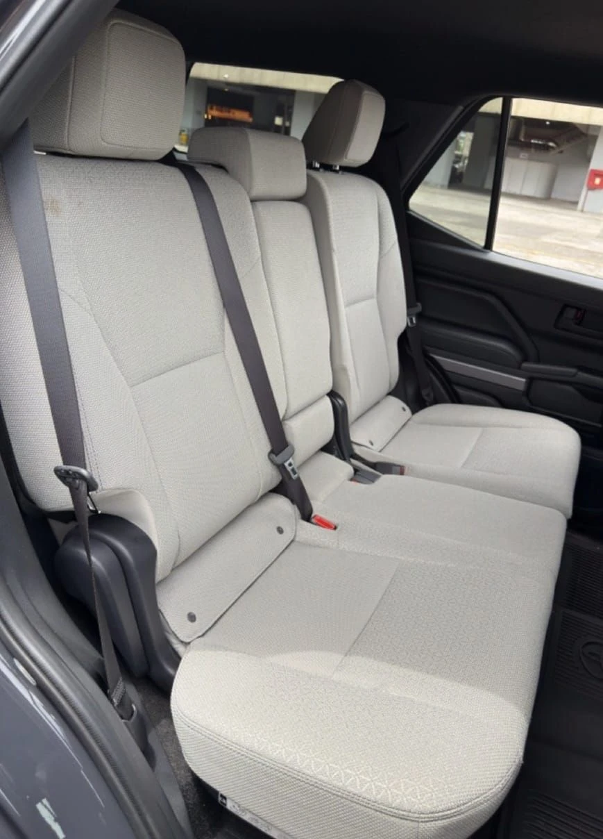 2025 Toyota 4Runner SR5 — foto 13