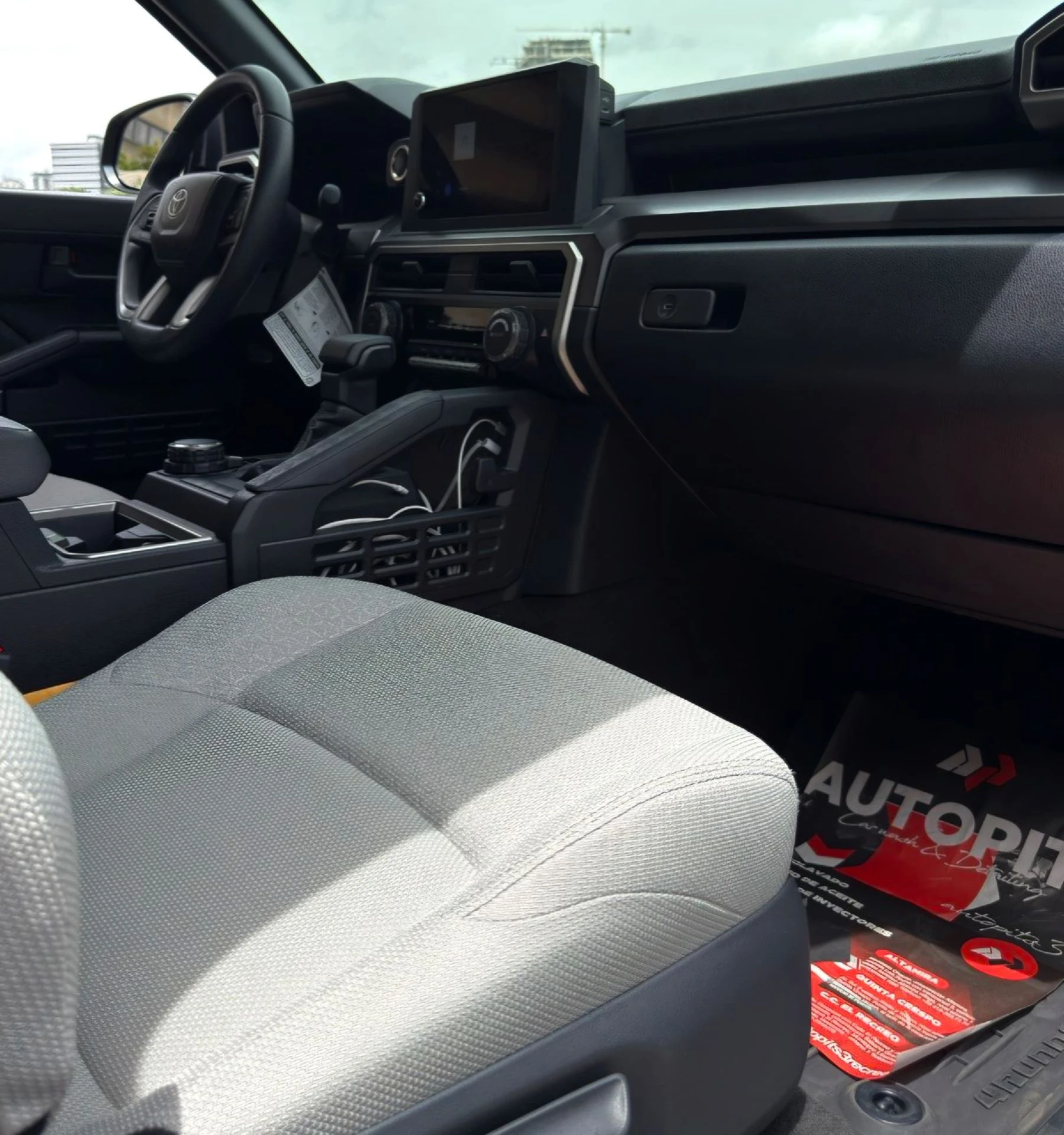 2025 Toyota 4Runner SR5 — foto 15