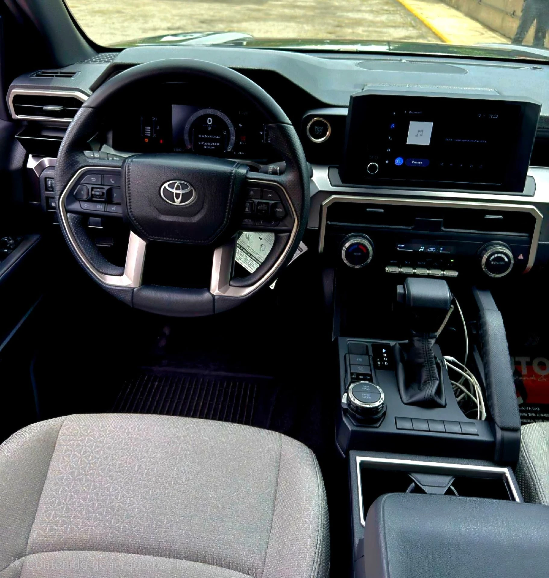 2025 Toyota 4Runner SR5 — foto 19