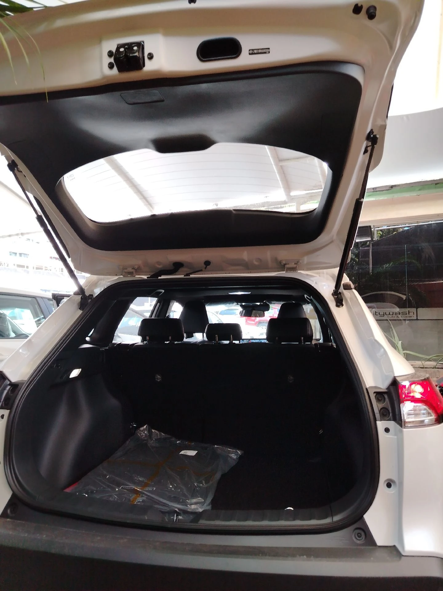 2025 Toyota Corolla Cross Elite — foto 10
