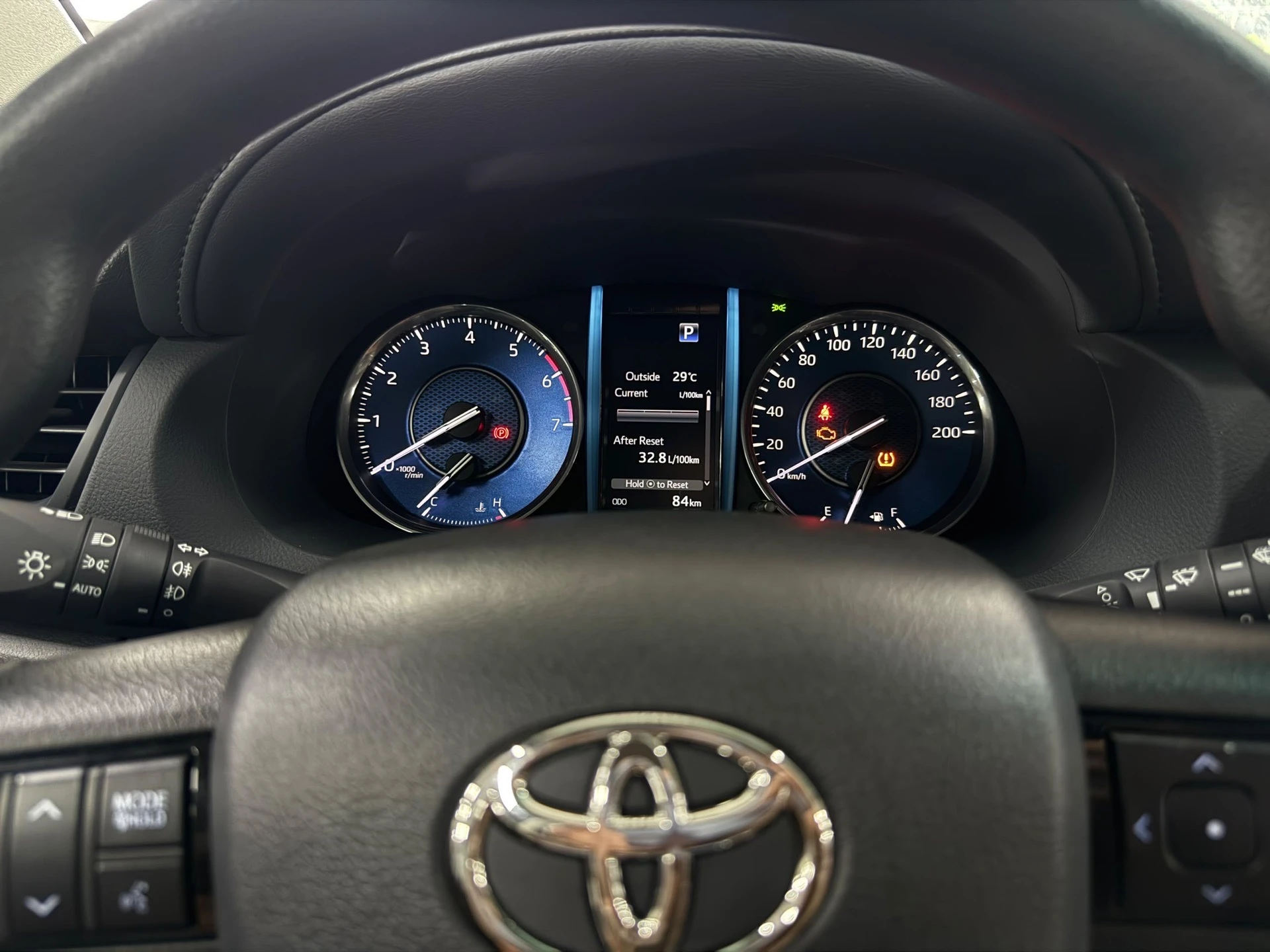 2026 Toyota Fortuner 2.7L — foto 5