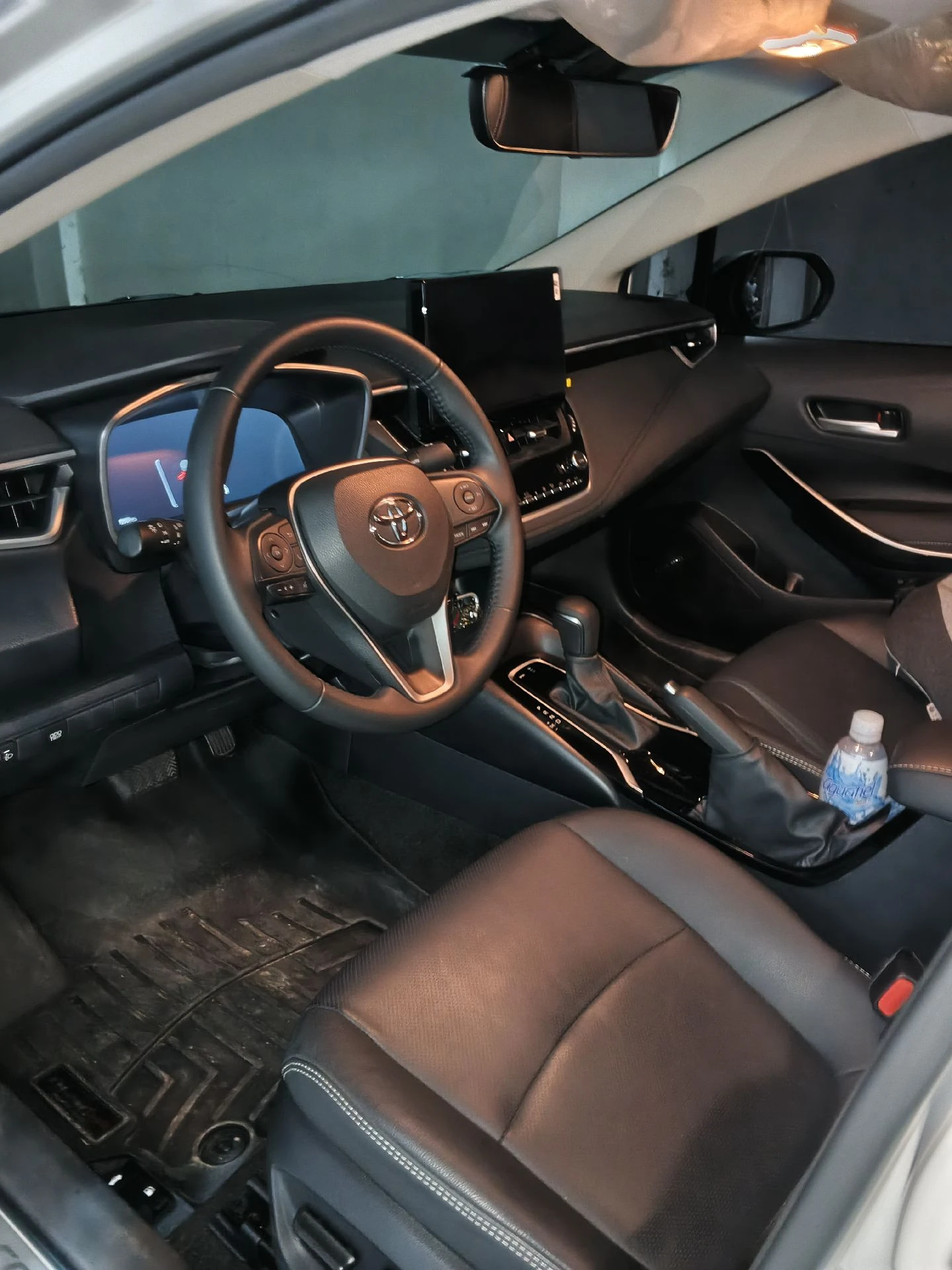 2025 Toyota Corolla Seg — foto 4