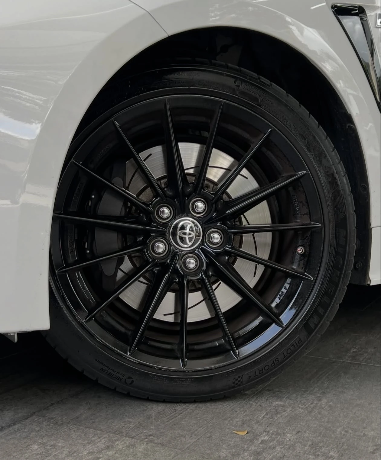 2023 Toyota Corolla GR four — foto 7