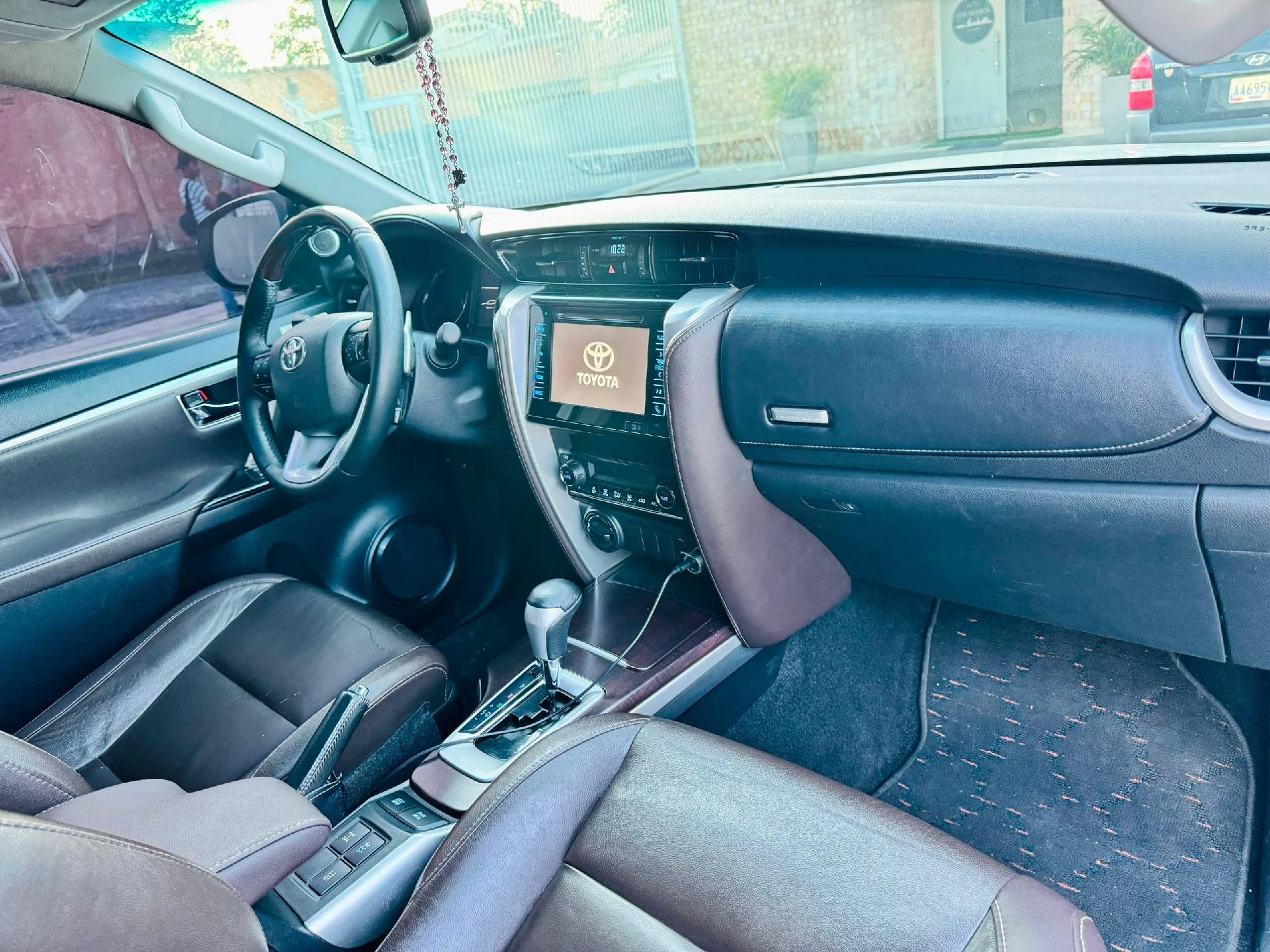 2018 Toyota Fortuner Dubai / Se puede recibir 4Runner 2007-08 — foto 6