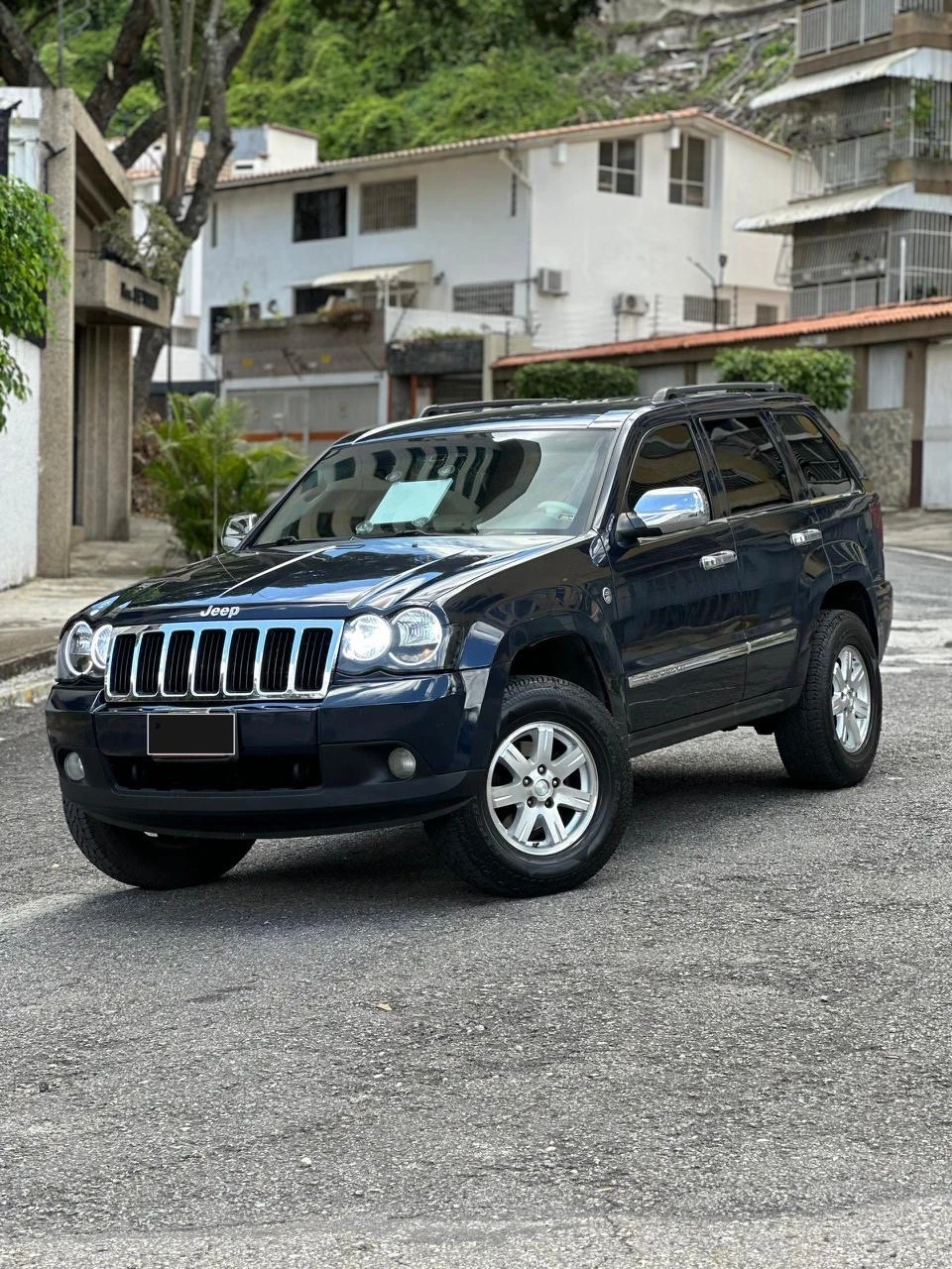 2010 Jeep Grand Cherokee Limited — foto 2
