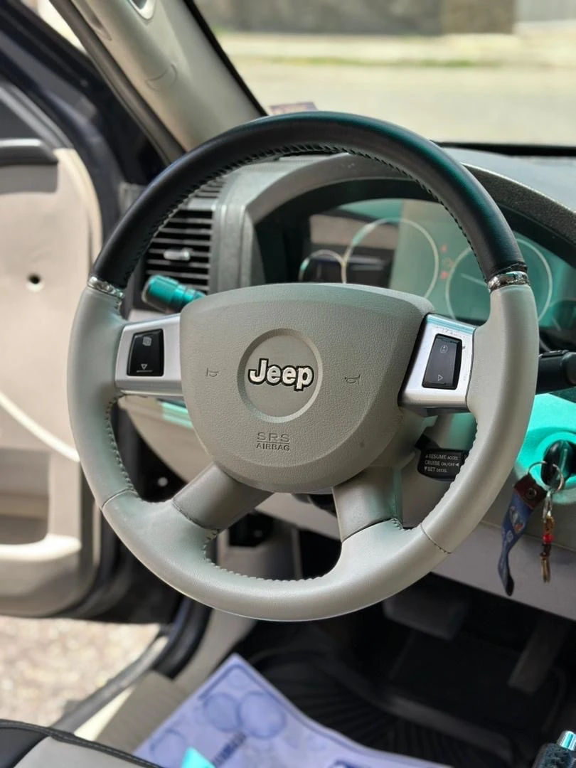 2010 Jeep Grand Cherokee Limited — foto 5
