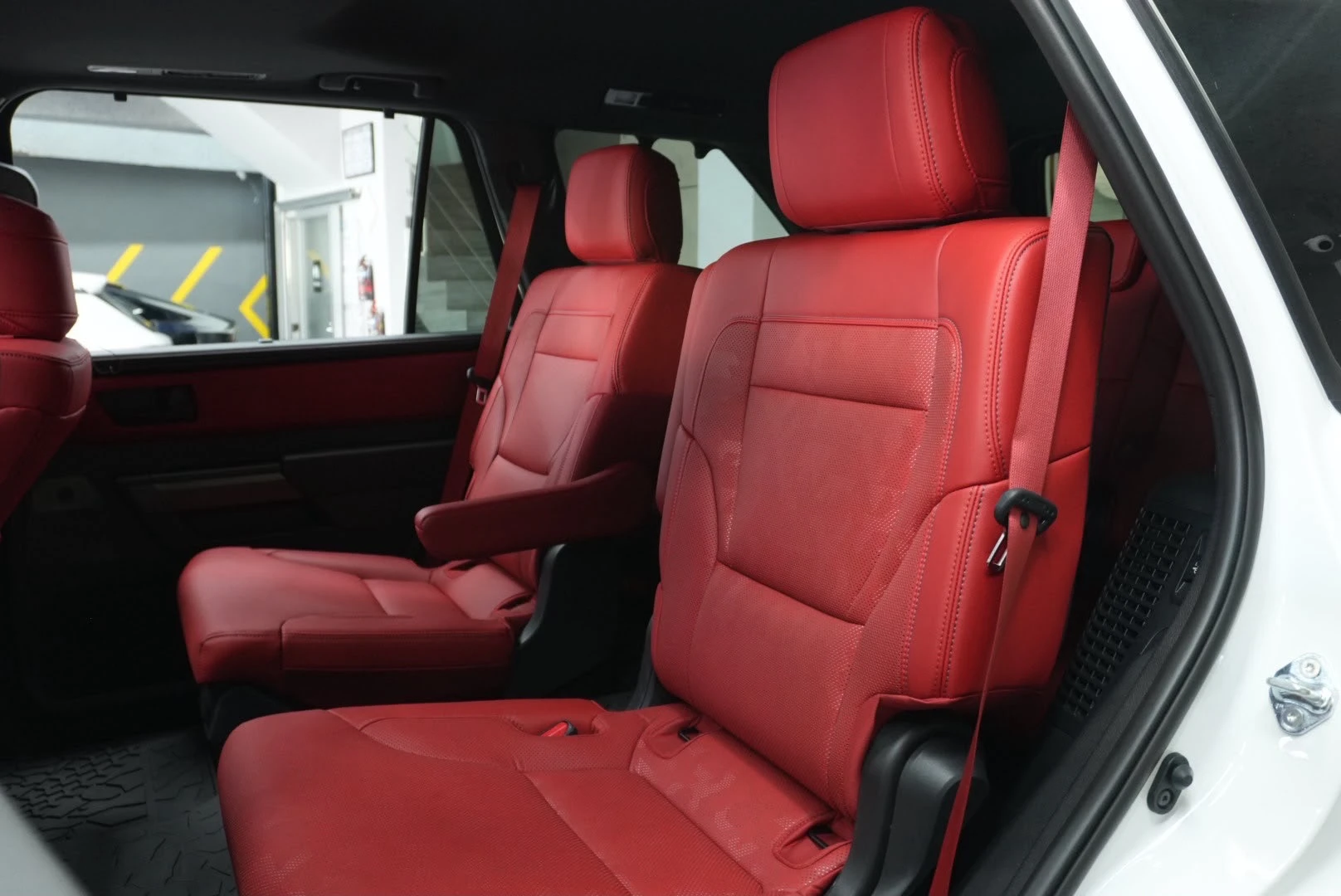 2026 Toyota Sequoia TRD PRO — foto 9