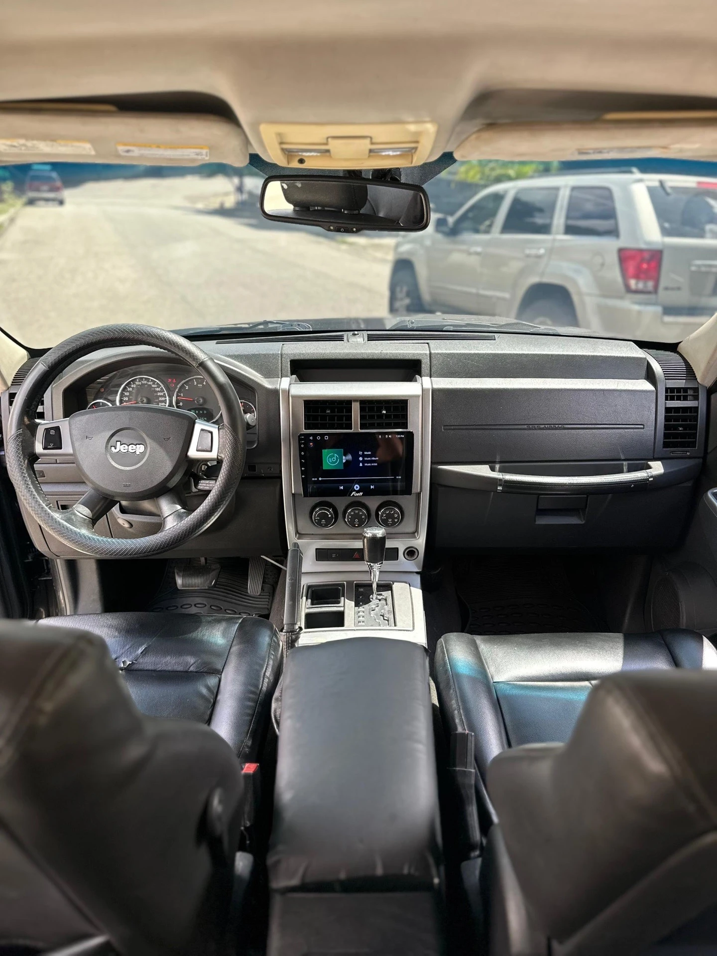 2009 Jeep Cherokee Kk — foto 10