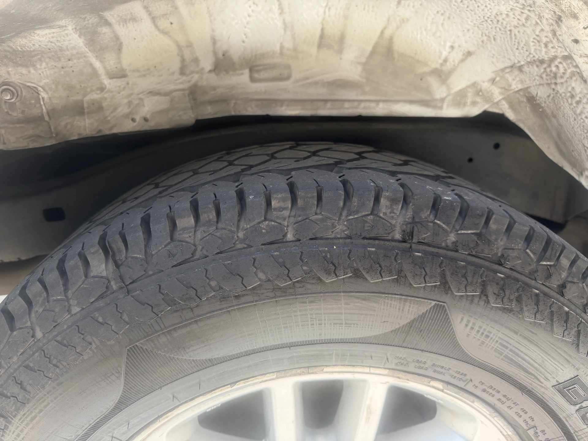 2014 Toyota Fortuner SR 4x4 — foto 4