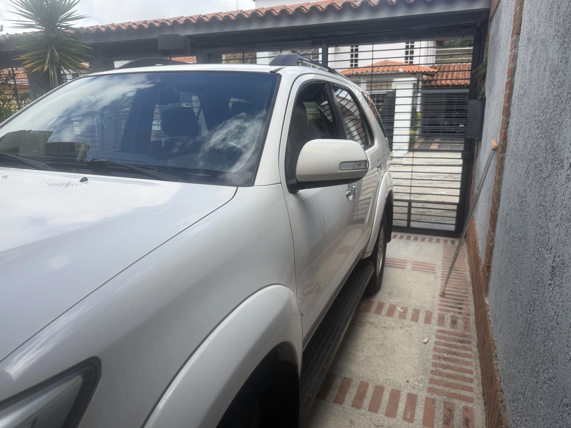 2014 Toyota Fortuner SR 4x4 — foto 8