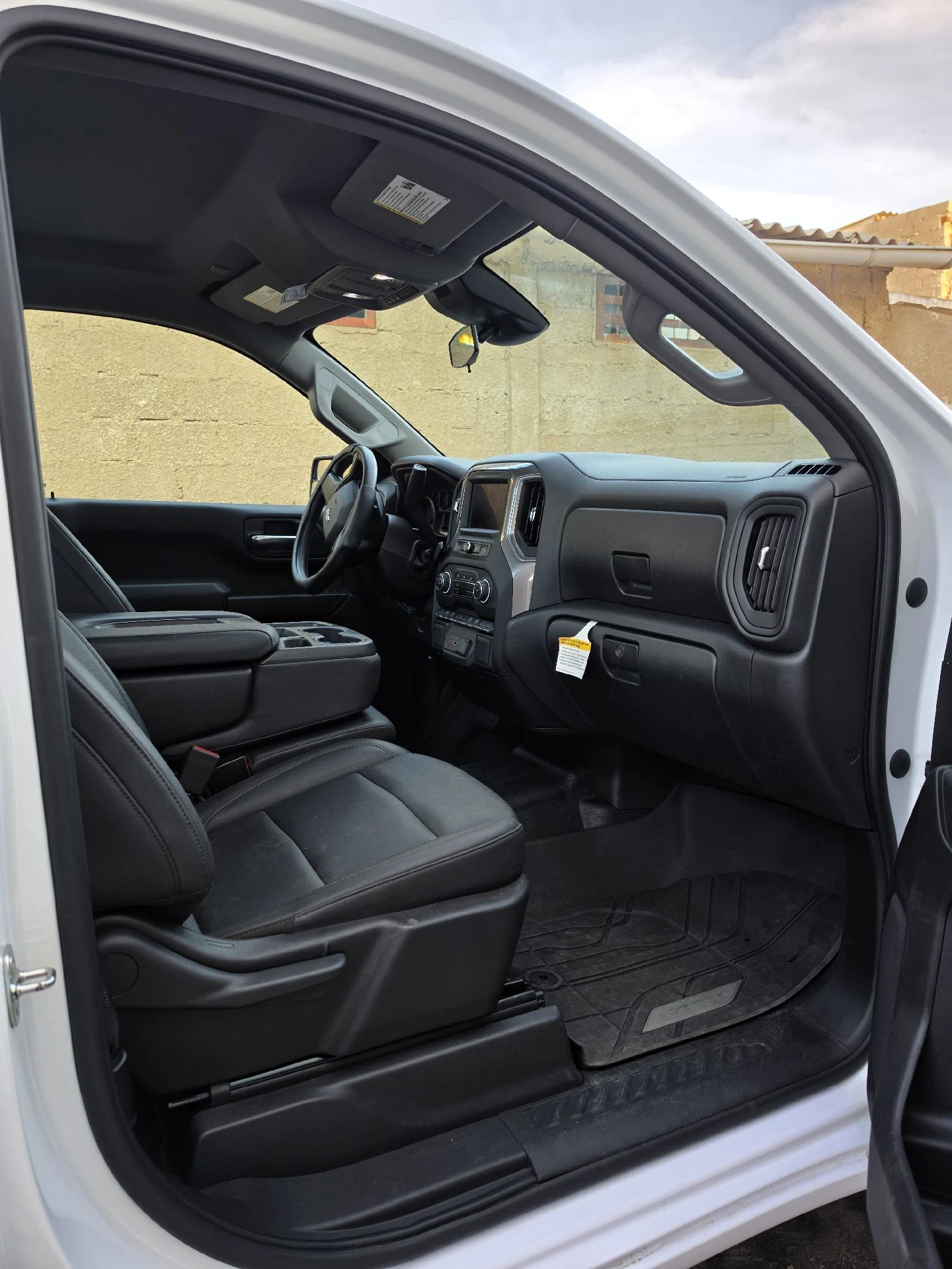 2023 Chevrolet Silverado Pickup — foto 11