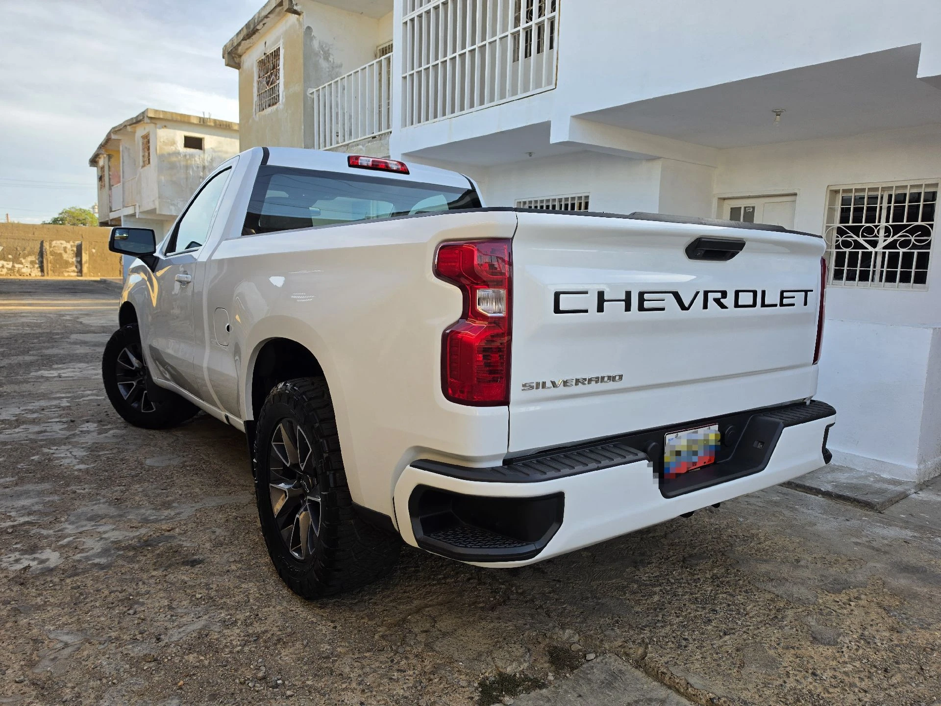2023 Chevrolet Silverado Pickup — foto 12