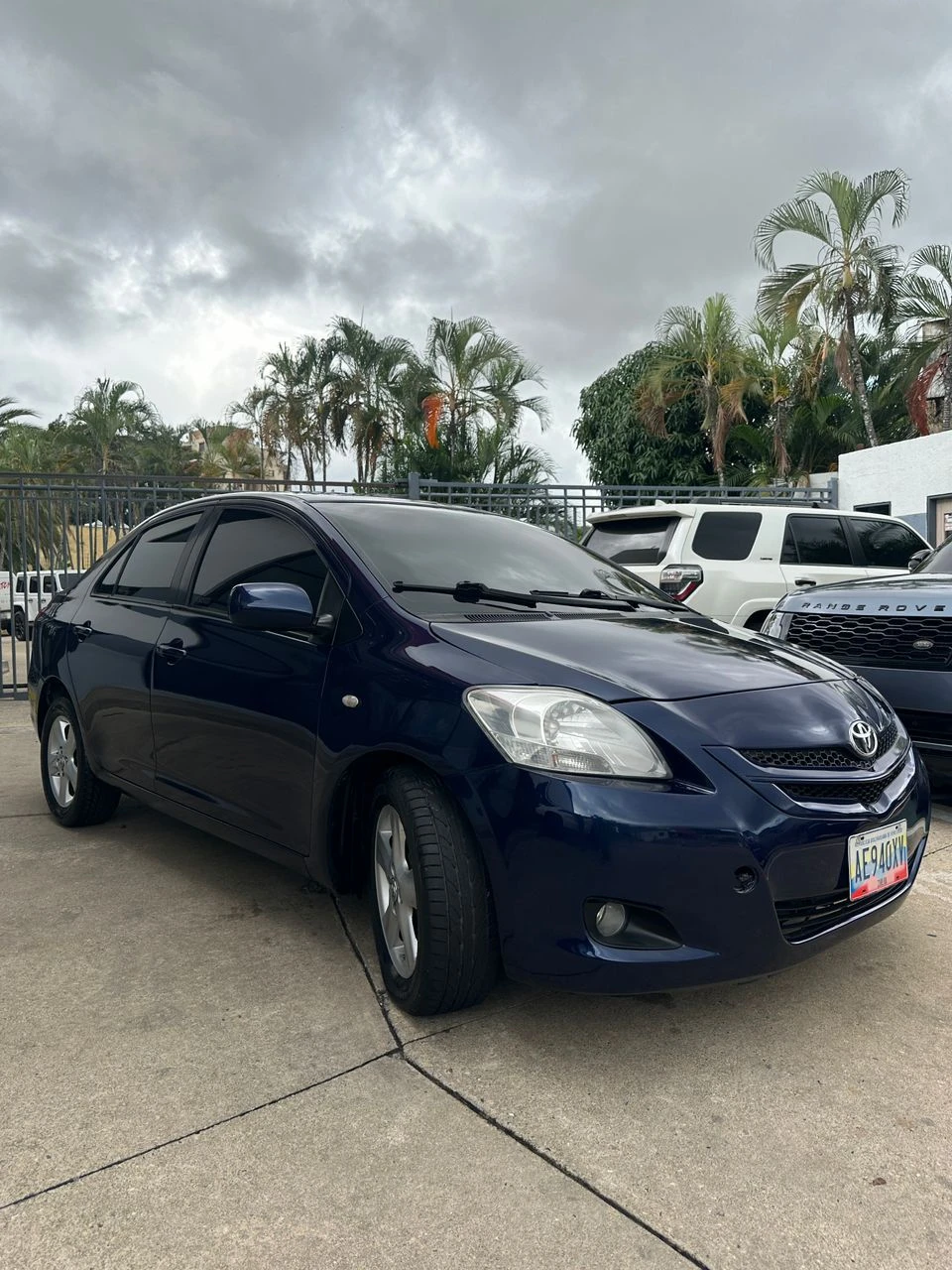 2008 Toyota Yaris Sedán Belta — foto 2