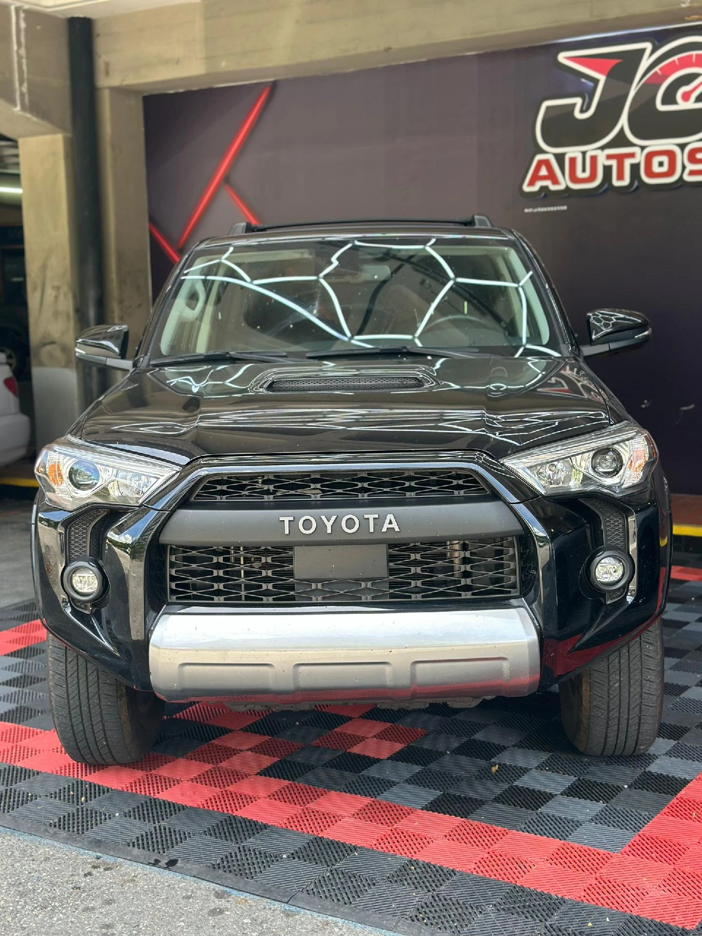 2024 Toyota 4Runner Off road — foto 2