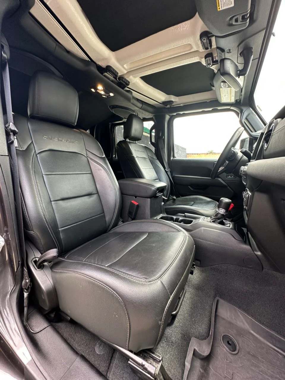 2023 Jeep Gladiator 4x4 — foto 10