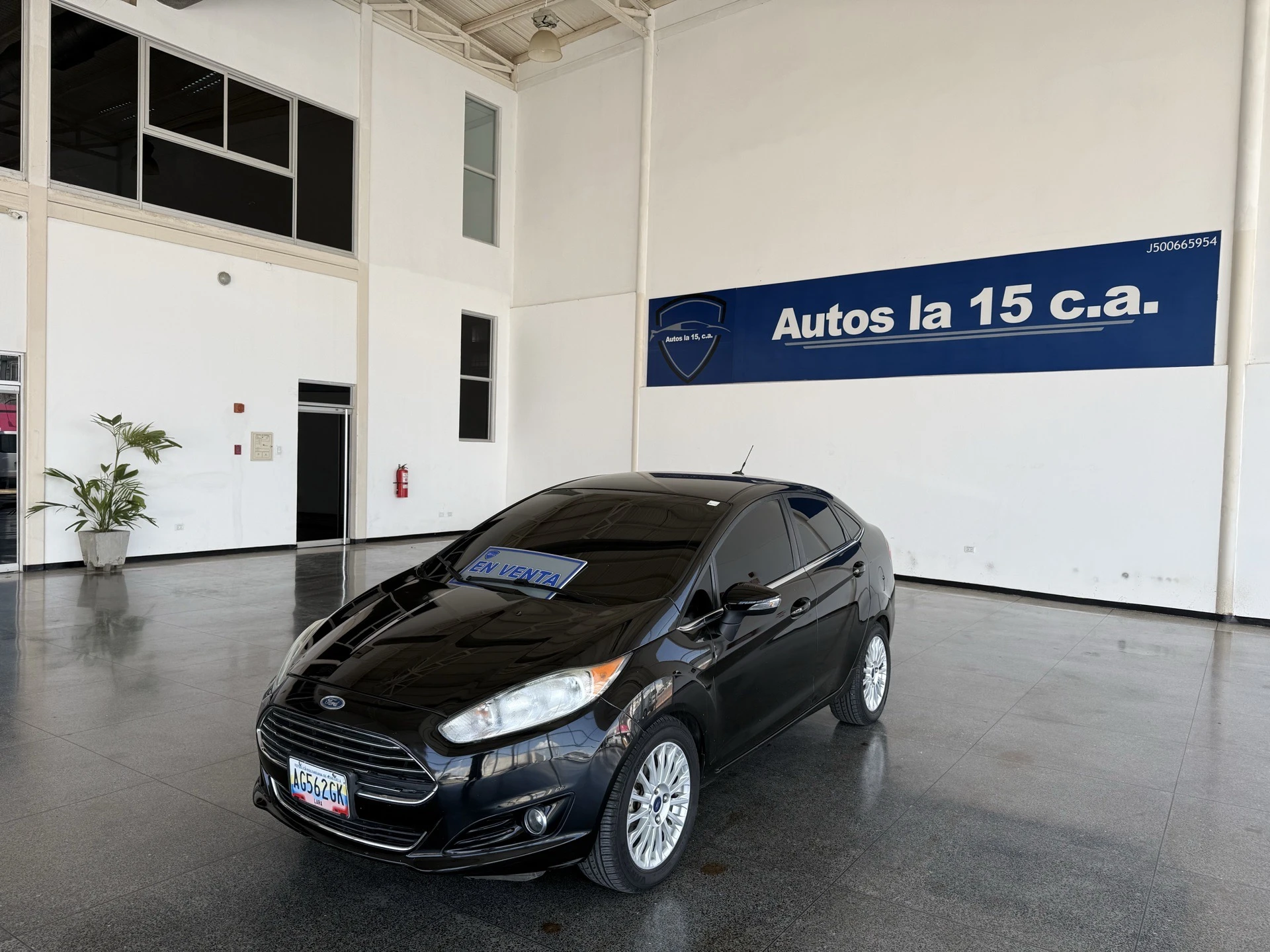 2015 Ford Fiesta Titanium — foto 3