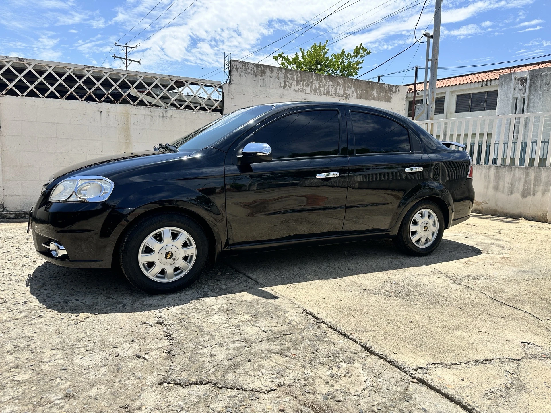 2013 Chevrolet Aveo LT — foto 2