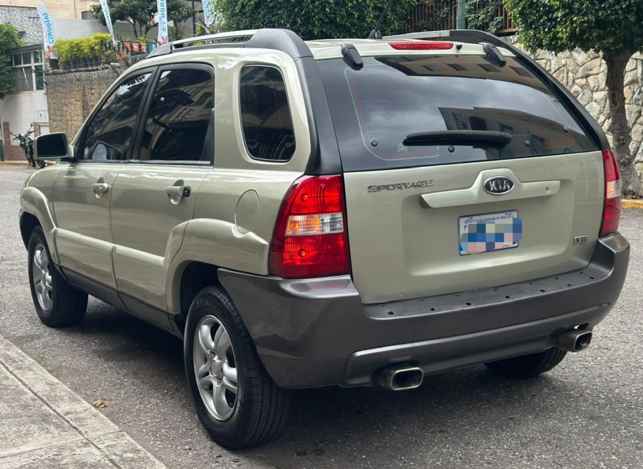 2007 Kia Sportage — foto 22