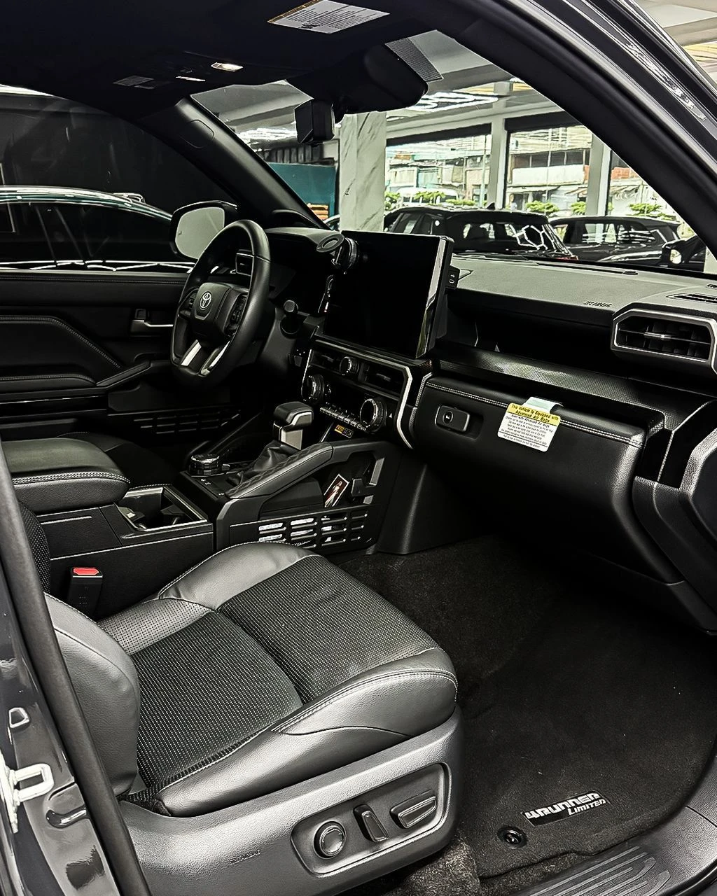 2025 Toyota 4Runner Limited — foto 2