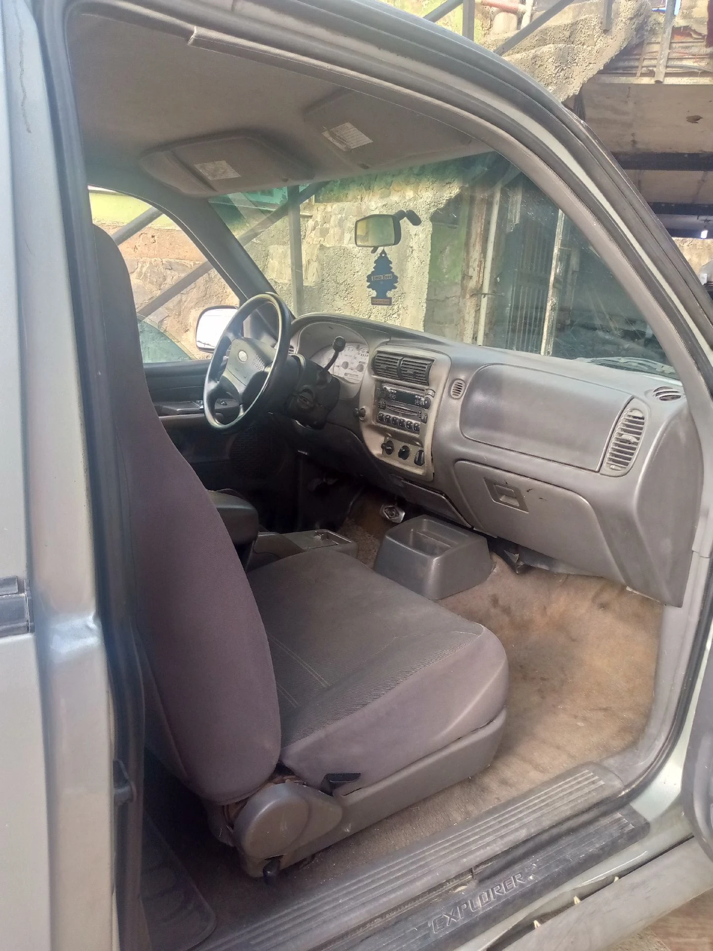 2001 Ford Explorer Spot wagon — foto 12
