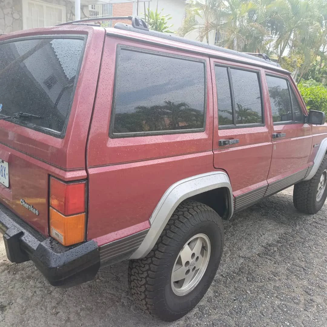 1995 Jeep Cherokee Sport wagon — foto 8