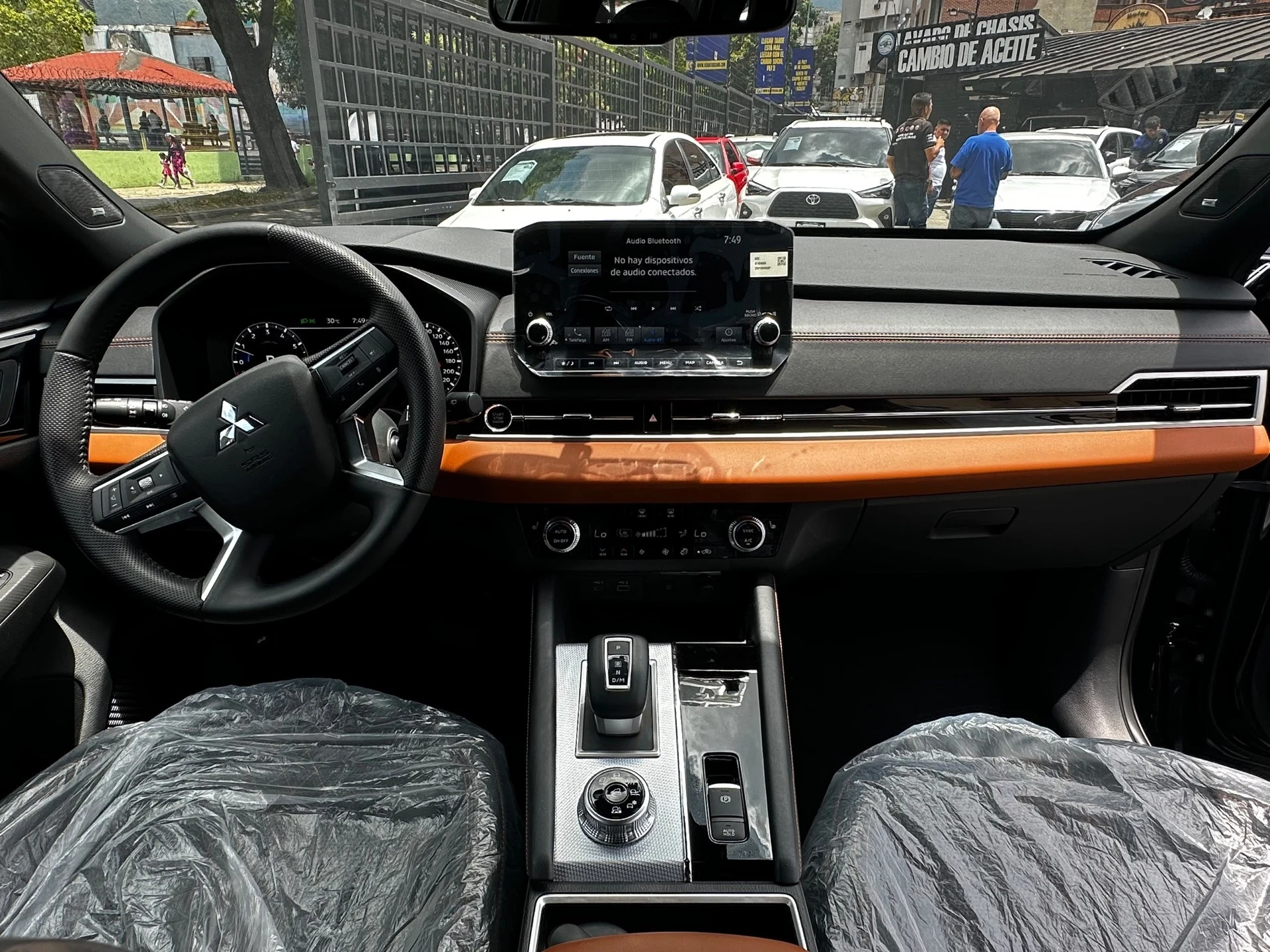 2025 Mitsubishi Outlander Full equipo — foto 6