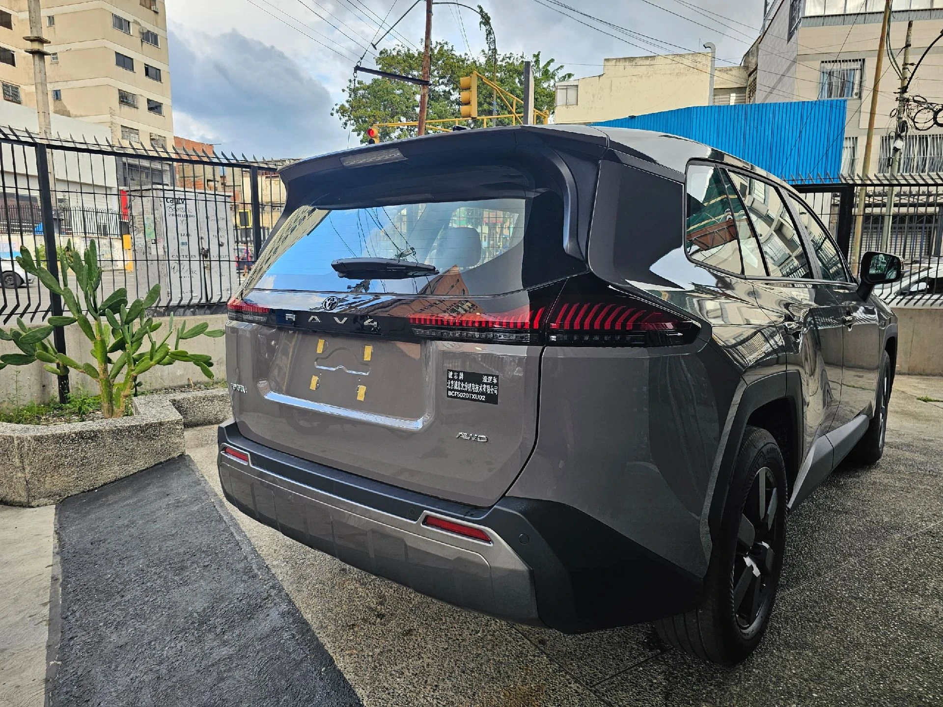 2026 Toyota RAV4 Deluxe — foto 5