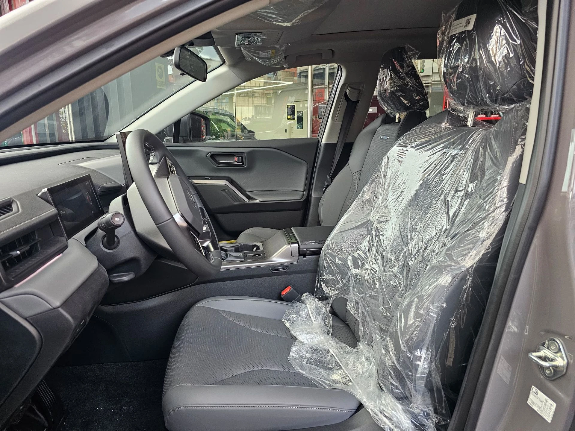 2026 Toyota RAV4 Deluxe — foto 9