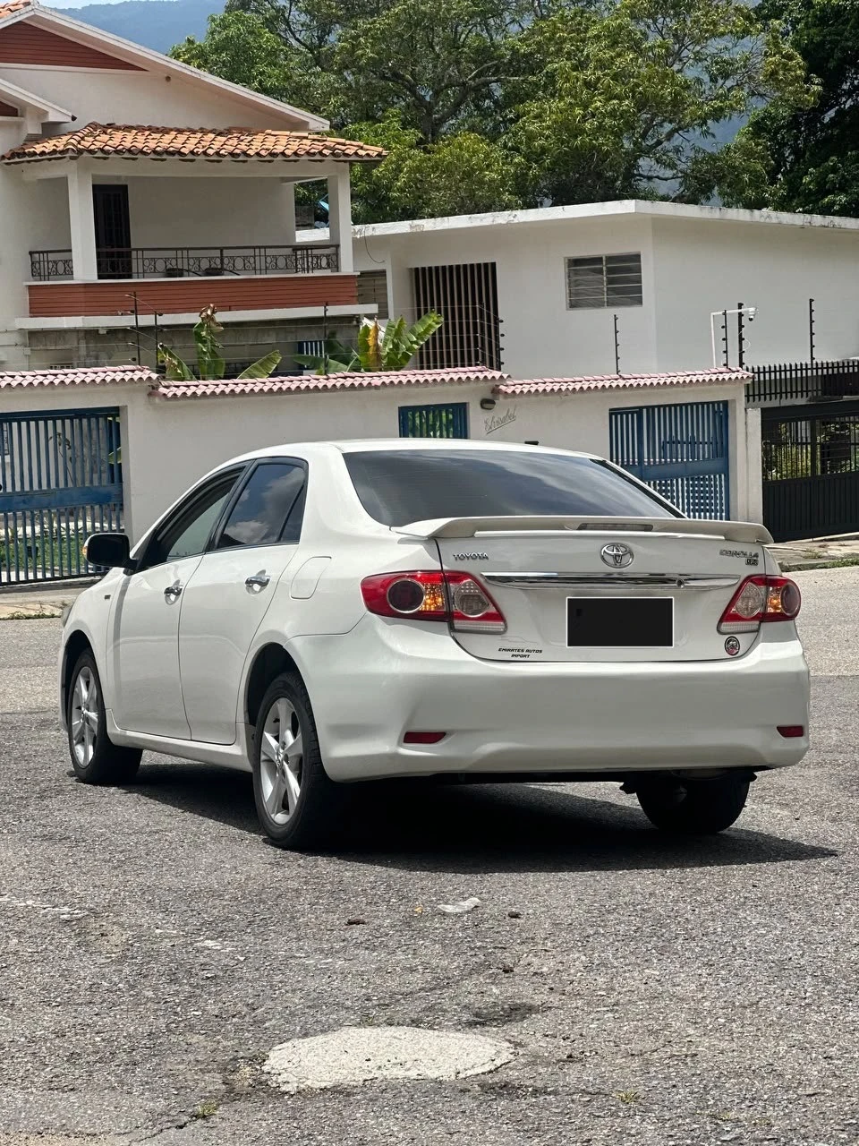 2013 Toyota Corolla GLI — foto 4