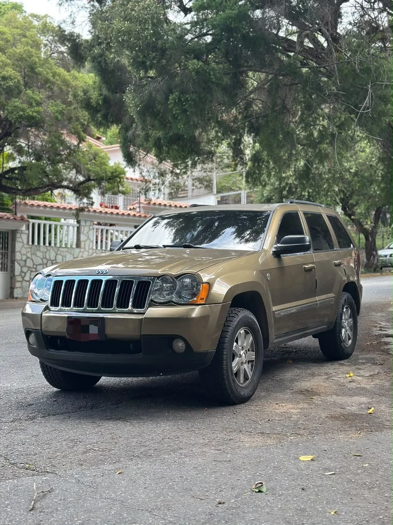 2009 Jeep Grand Cherokee Laredo — foto 3