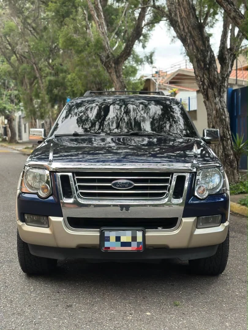 2007 Ford Explorer Eddi bauer — foto 6