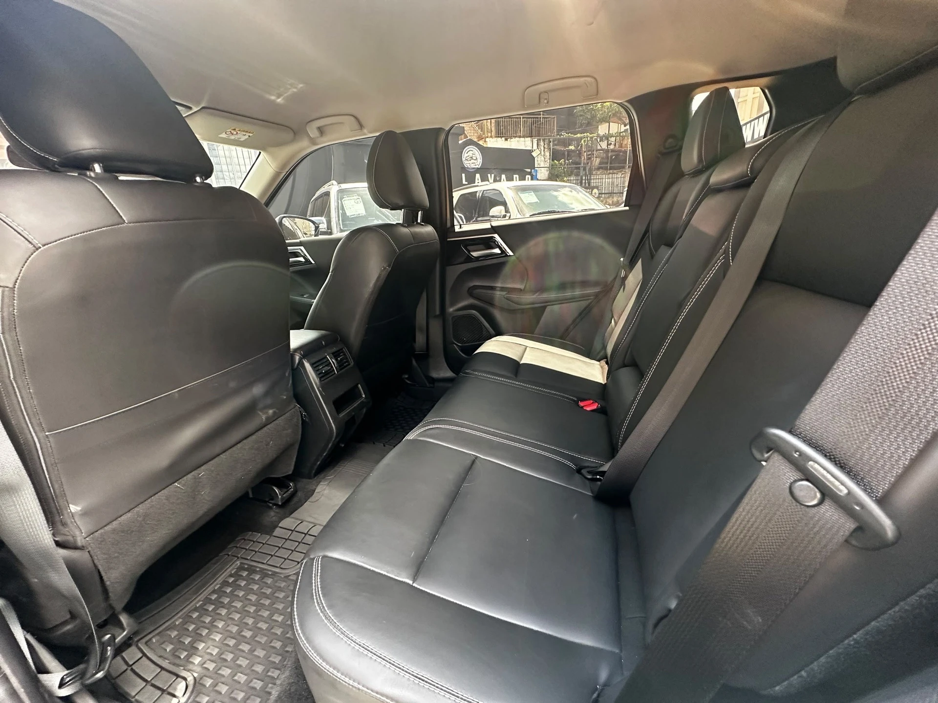 2024 Mitsubishi Outlander — foto 5
