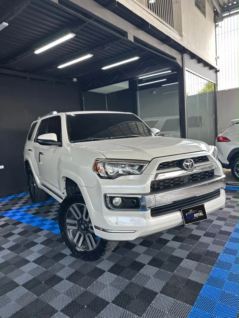 2015 Toyota 4Runner Limited — foto 2