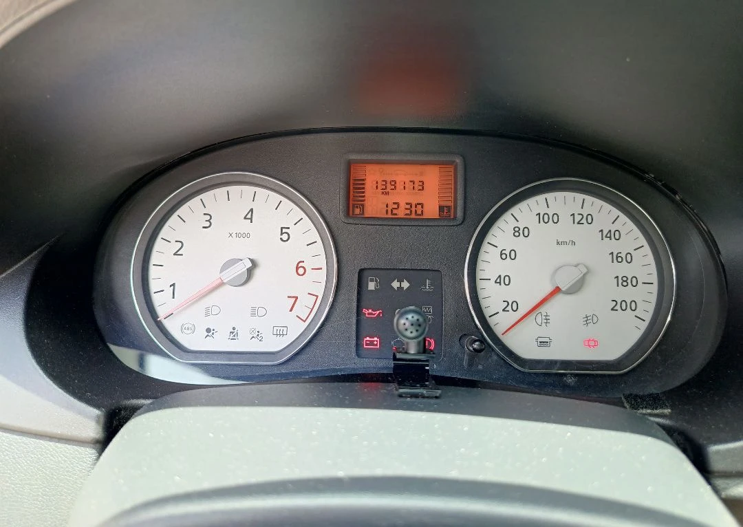 2009 Renault Sandero 1.6 8v — foto 4