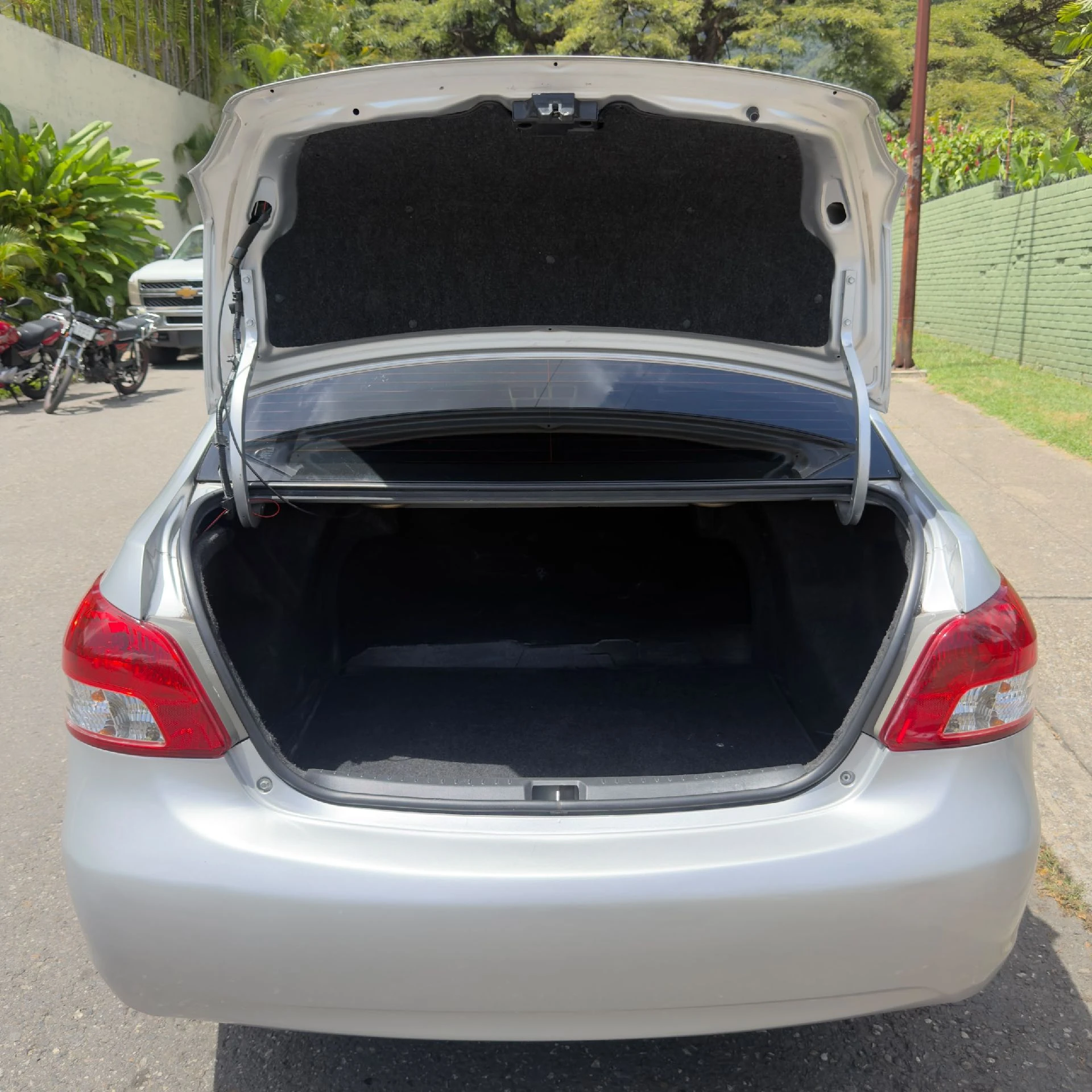 2008 Toyota Yaris Belta — foto 11