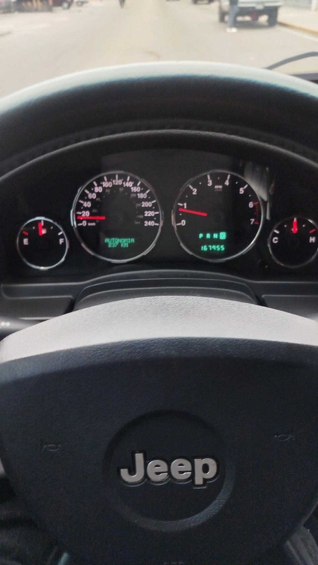 2011 Jeep Cherokee Limited 4x2 — foto 2