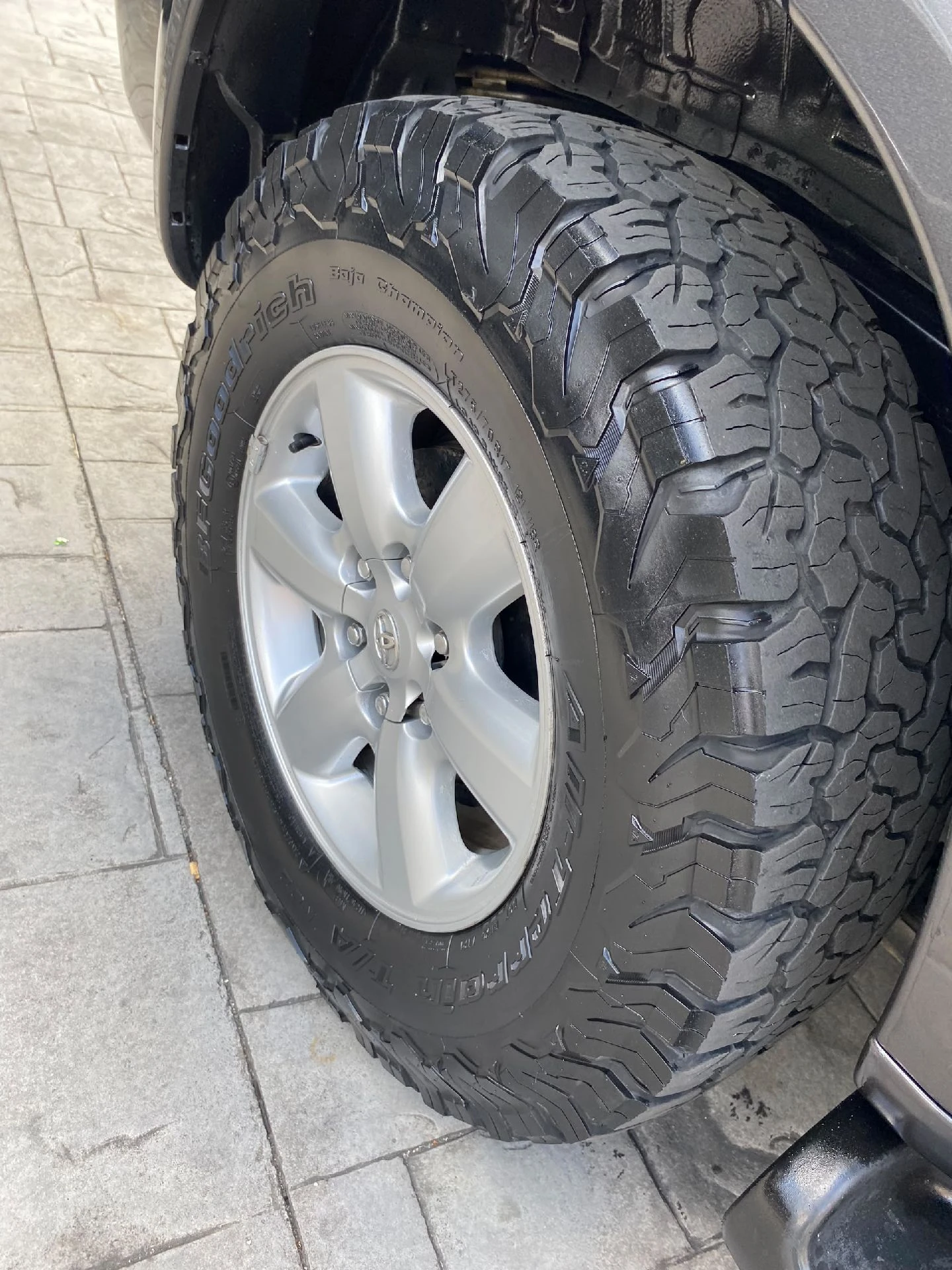 2010 Toyota Fortuner — foto 7