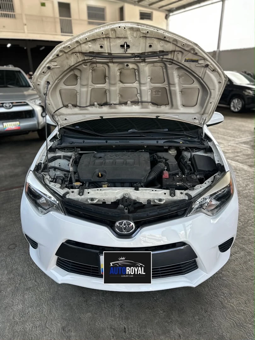 2015 Toyota Corolla Le — foto 5