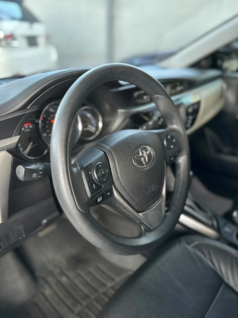 2015 Toyota Corolla Le — foto 7