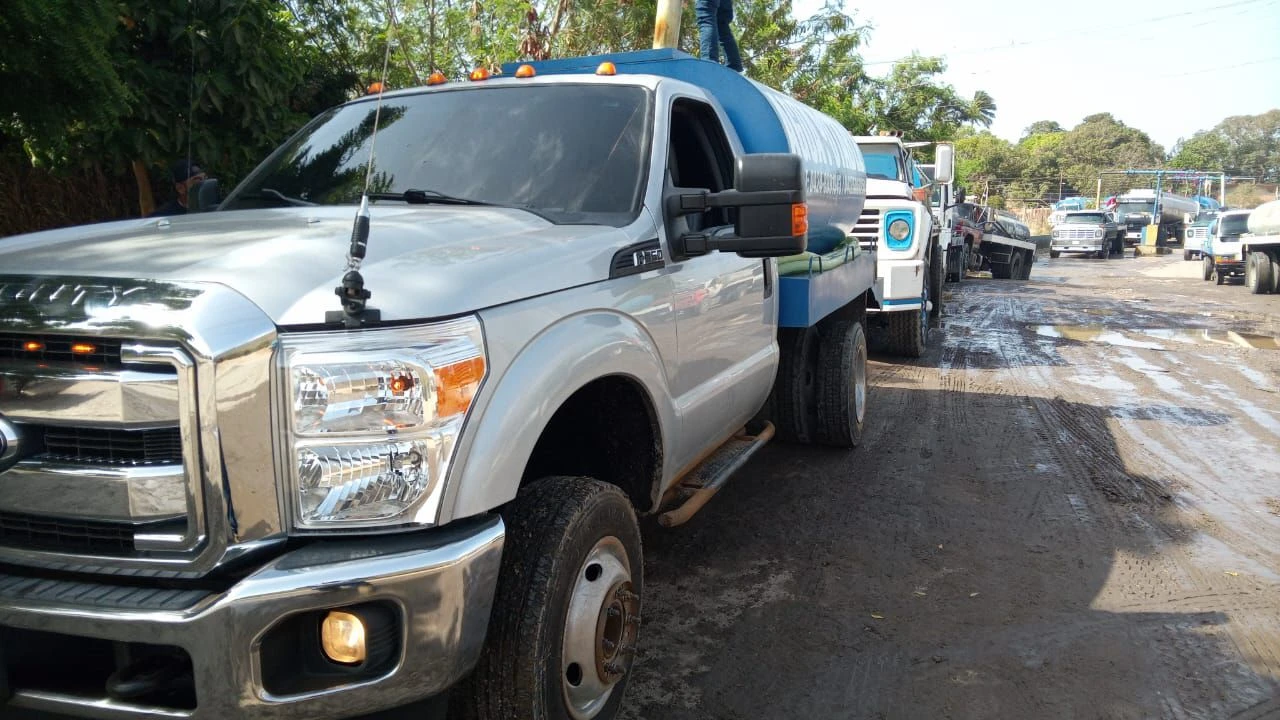 2015 Ford F-350 Super duty — foto 2