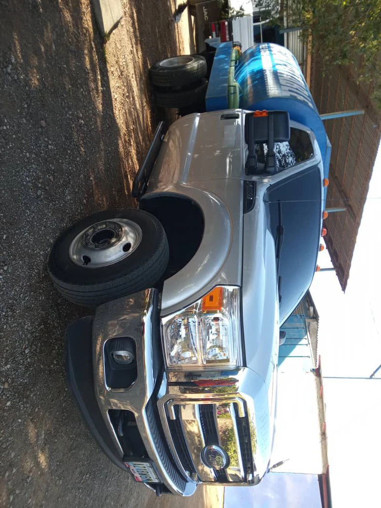 2015 Ford F-350 Super duty — foto 3