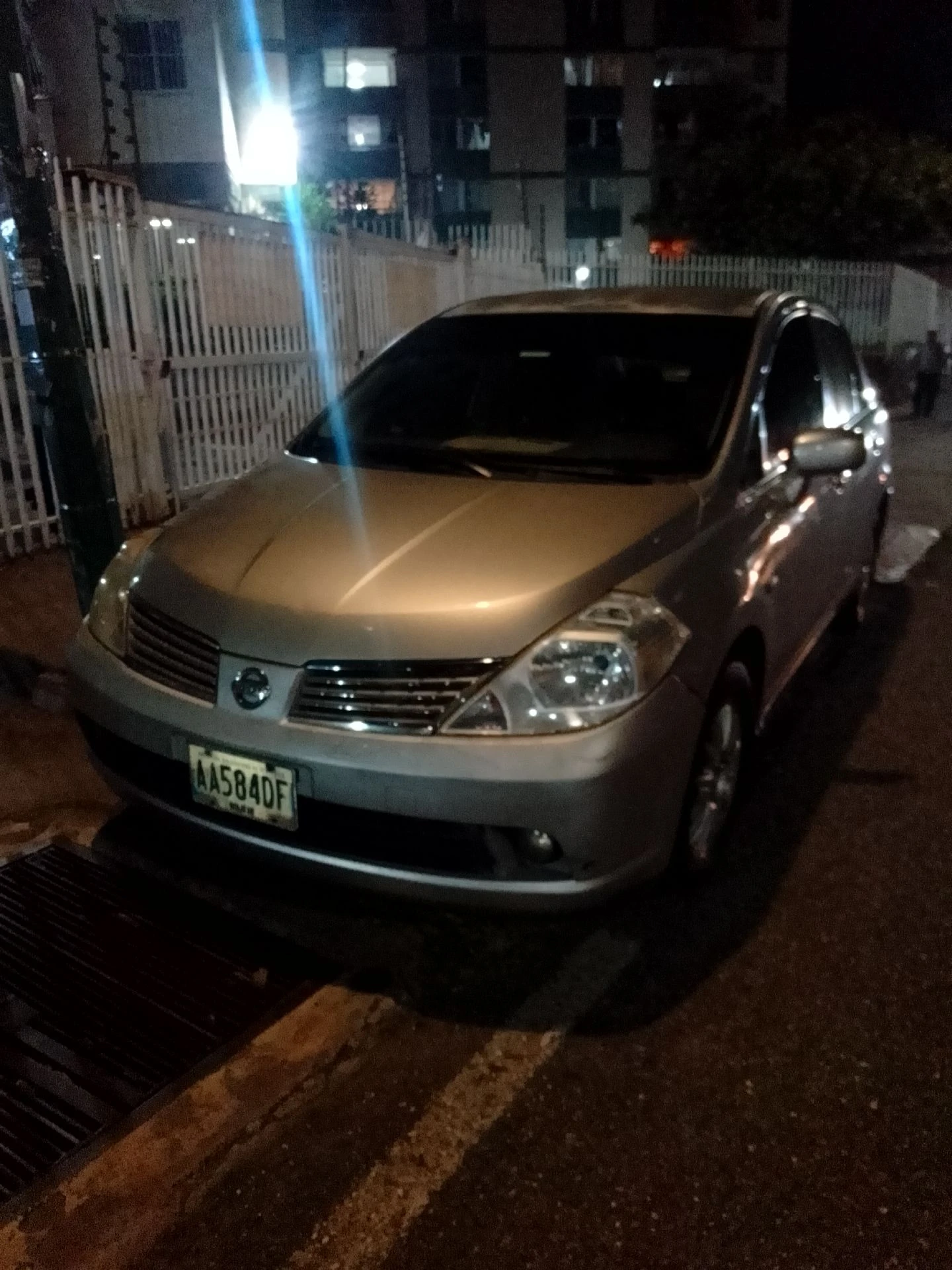 2008 Nissan Tiida TA — foto 2