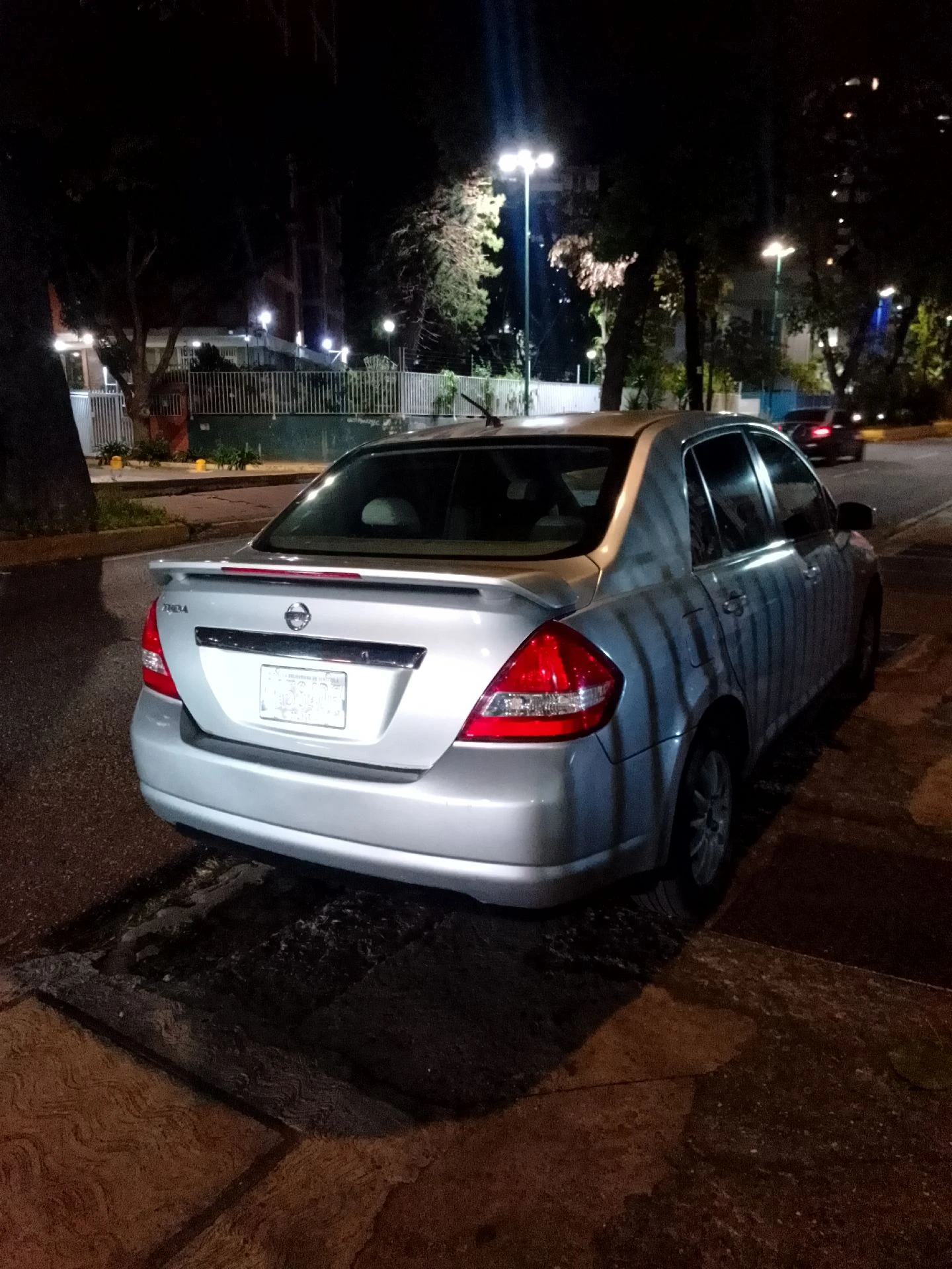 2008 Nissan Tiida TA — foto 3