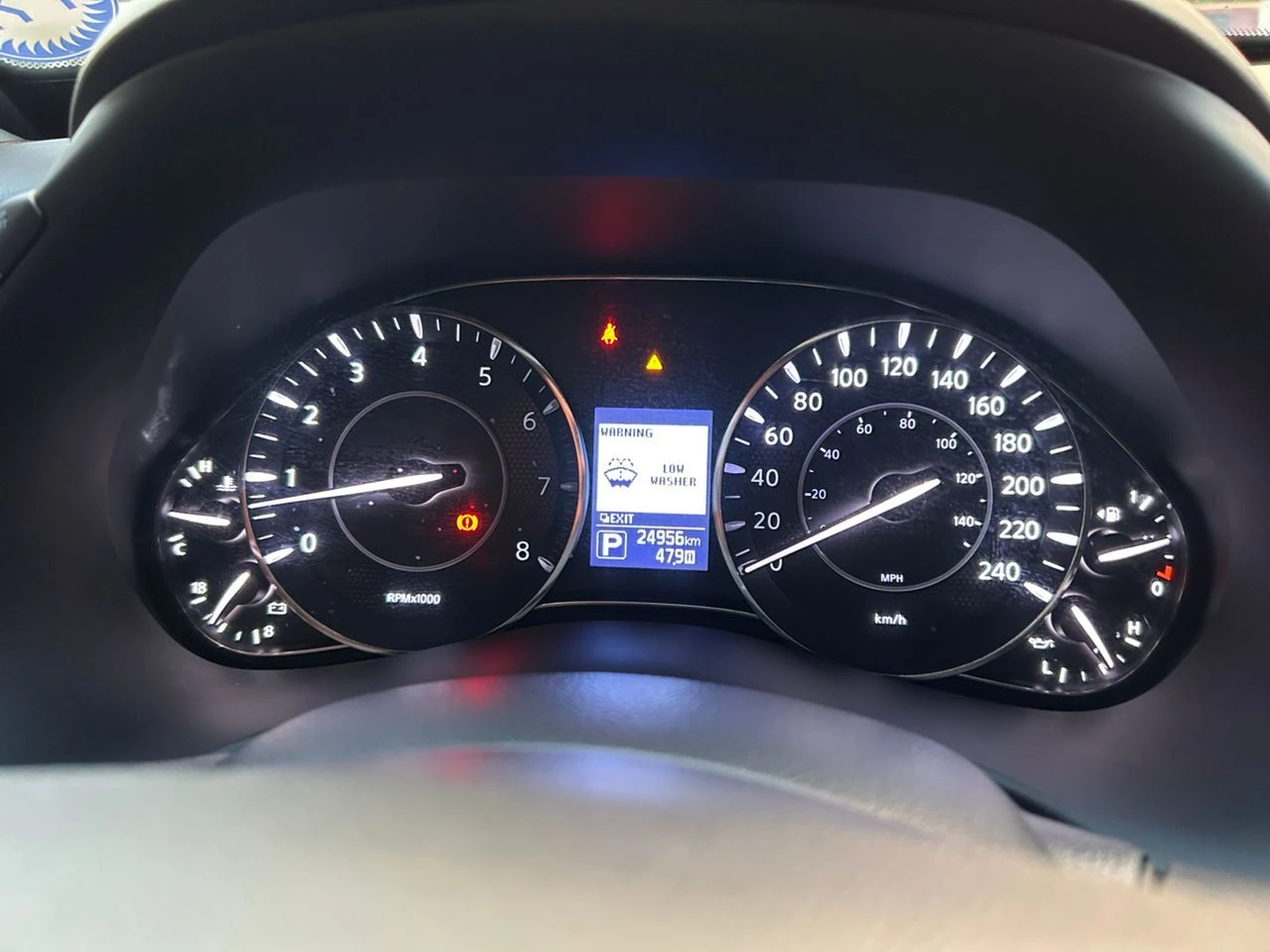 2017 Nissan Armada Platinum V8 — foto 14