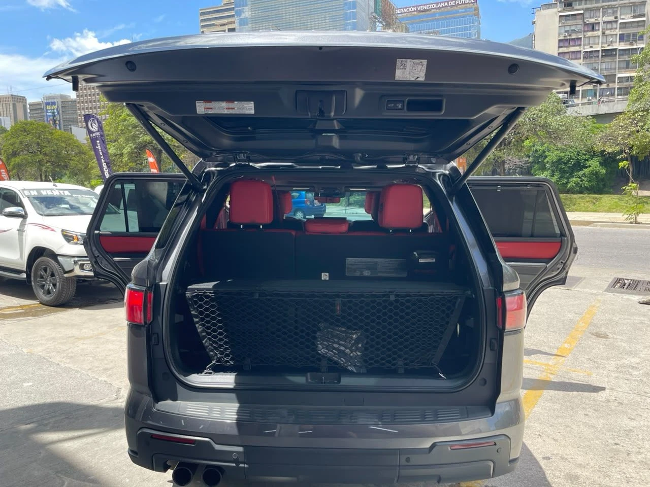 2024 Toyota Sequoia TRD PRO — foto 8